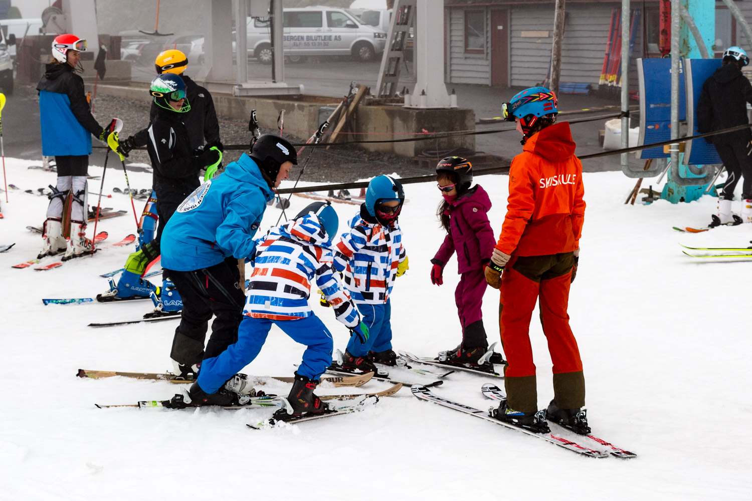 FONNA Glacier Ski Resort Skiskole